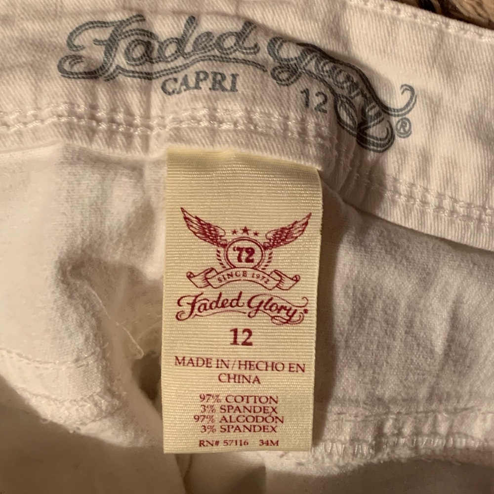 White Capris - Picture 2 of 2